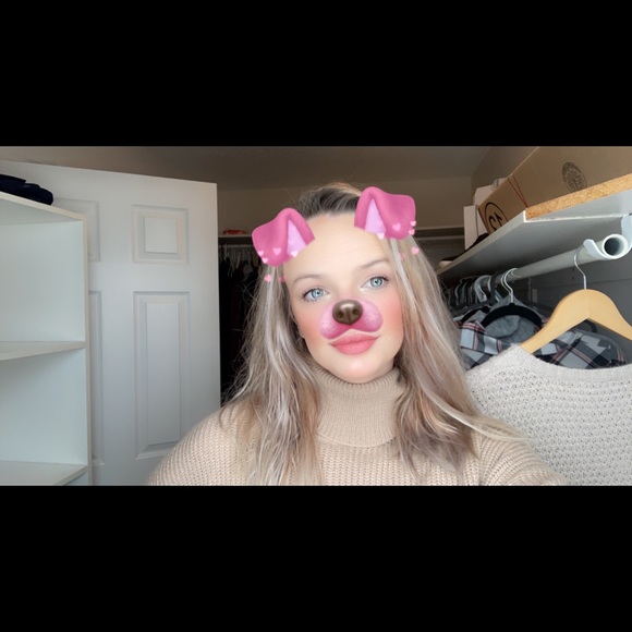 Meet your Posher, Jade - Picture 1 of 1